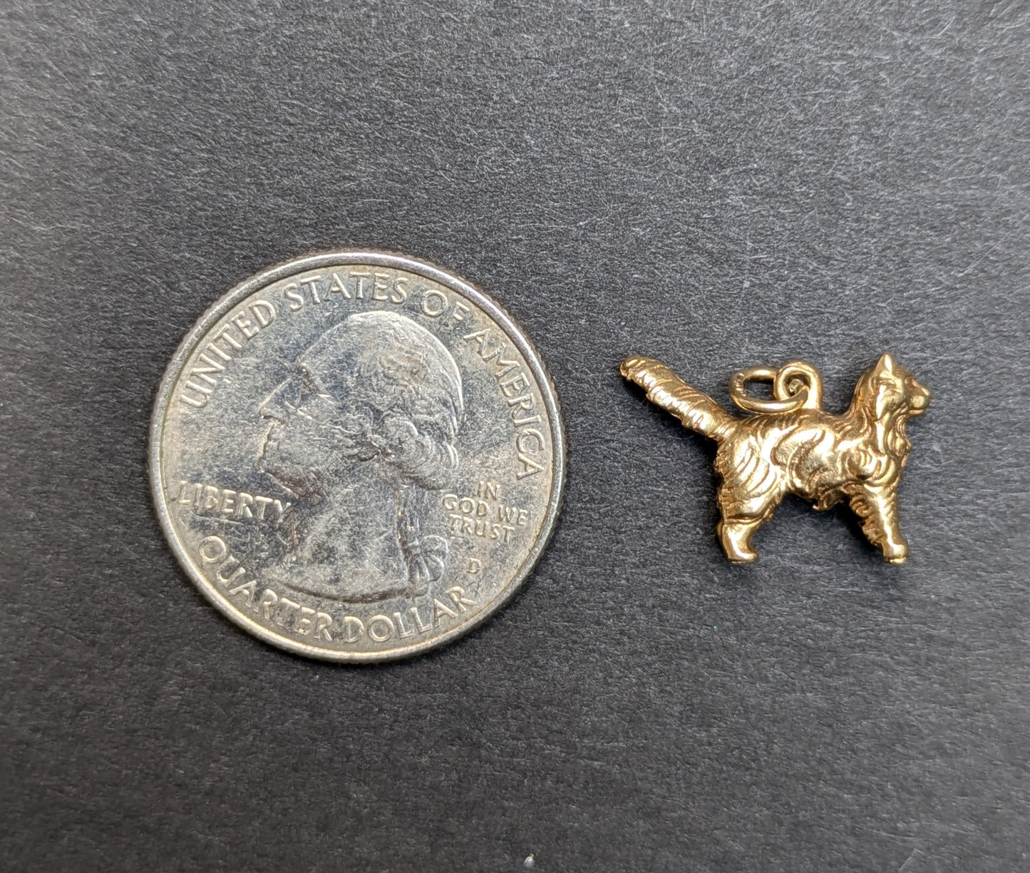 Very Detailed 3 Dimensional 14kt Cat Charm