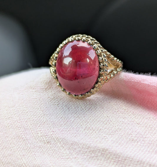 14k Pink Tourmaline Cabochon Ring