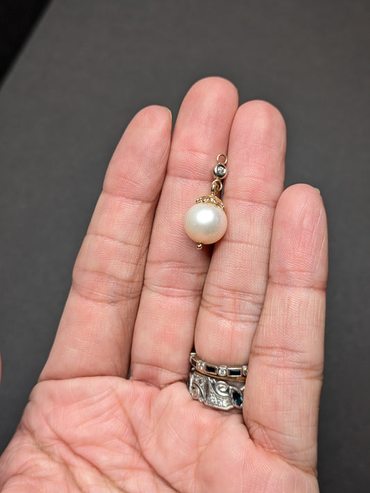 14k Pearl and Diamond Drop Charm