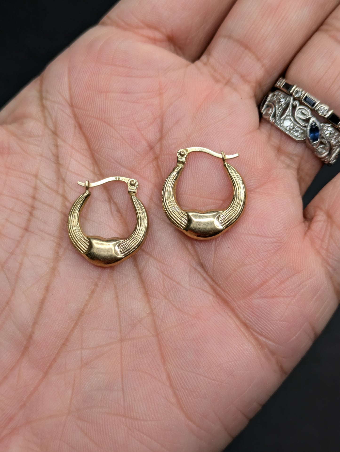 9k English Vintage Hoop Earrings