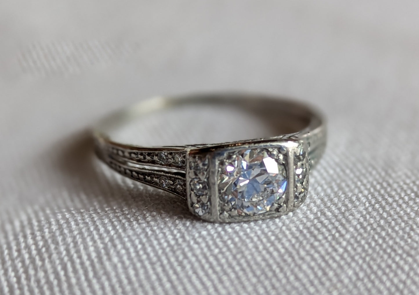 Art Deco Platinum and Diamond Ring