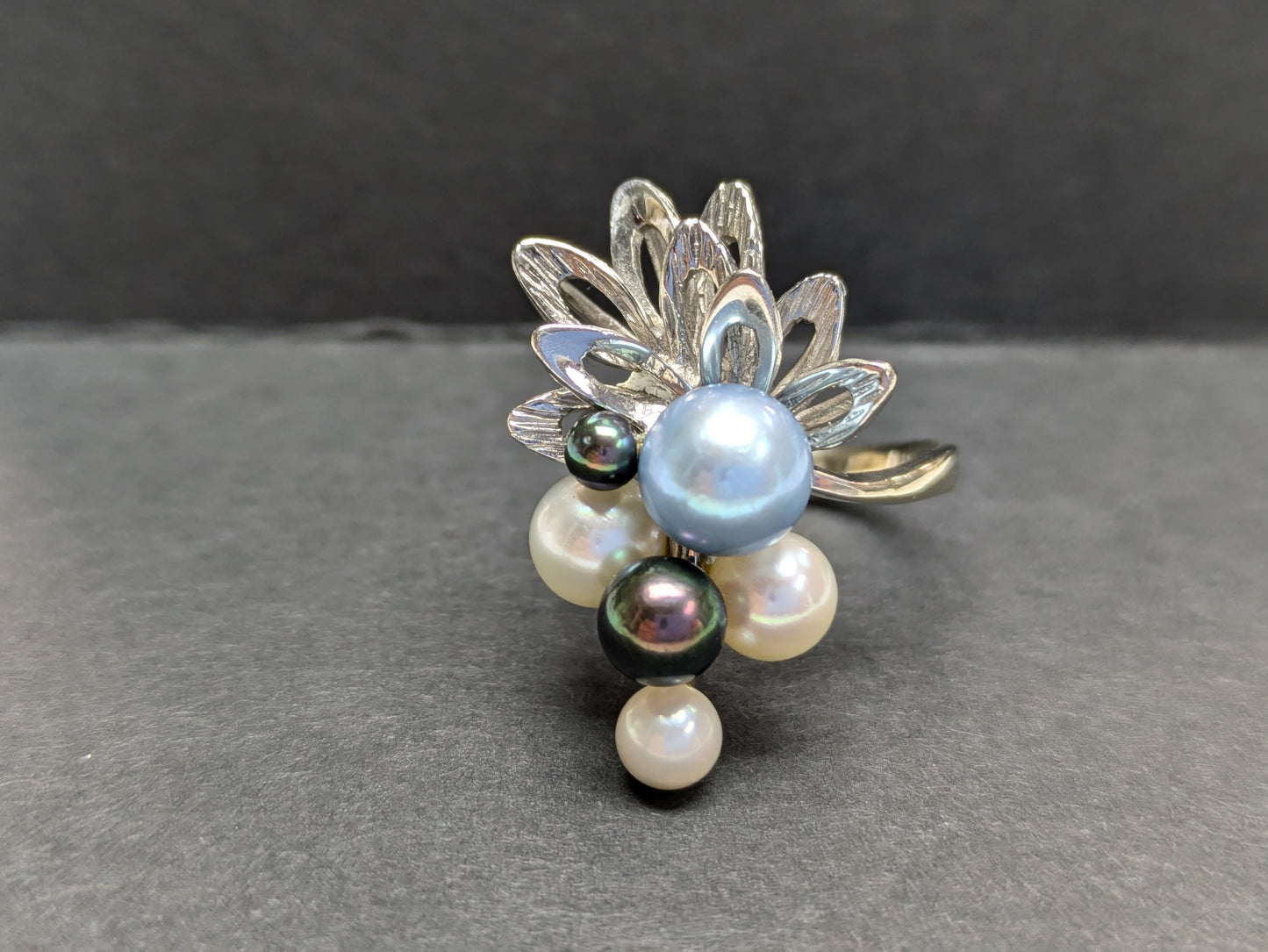 14k German Multi Pearl Spray Ring