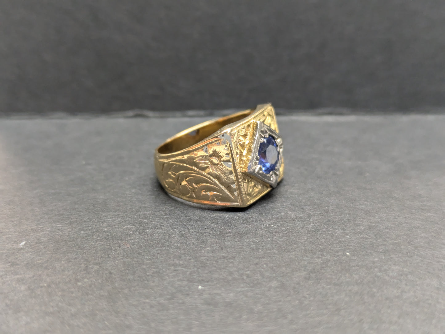 18k Yellow Gold Hand Engraved Pinkie Ring with Sapphire Center