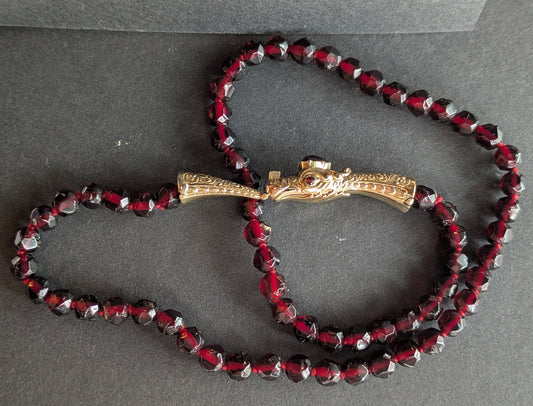 1800's 14k Garnet Serpant Necklace