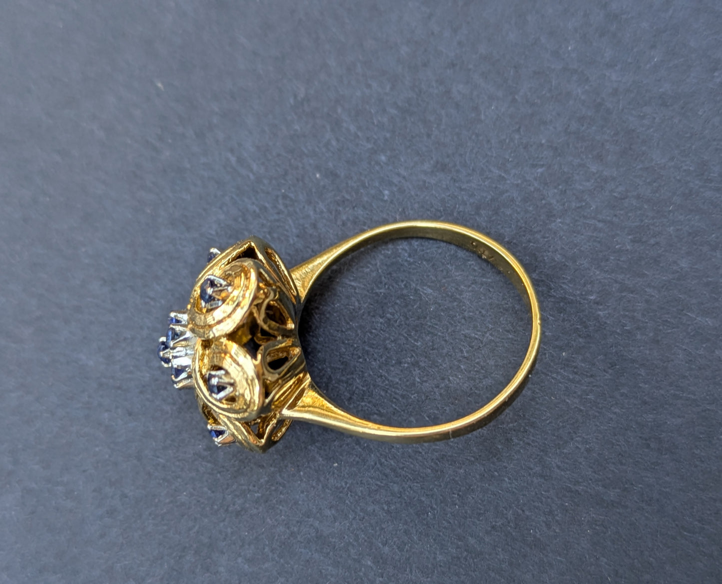 18k 1960's Sapphire Bow Ring
