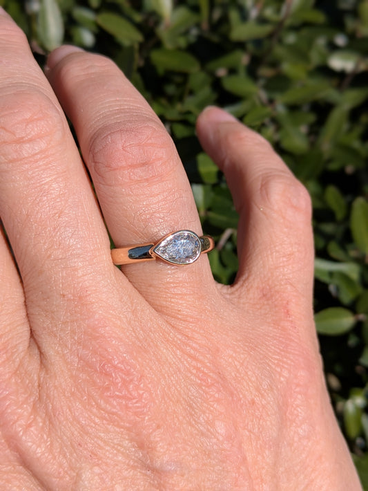 14k Pear Shaped Diamond Ring