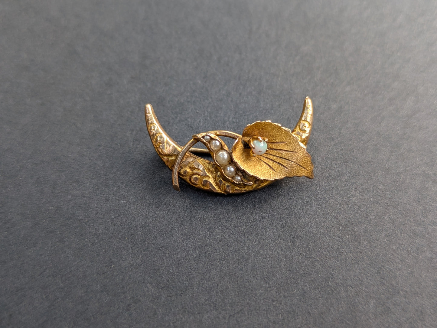 10k 1917 Seed Pearl and Crescent Brooch
