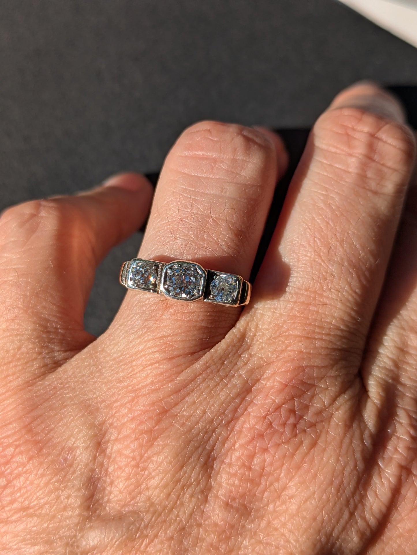 14k German 3 Diamond Ring