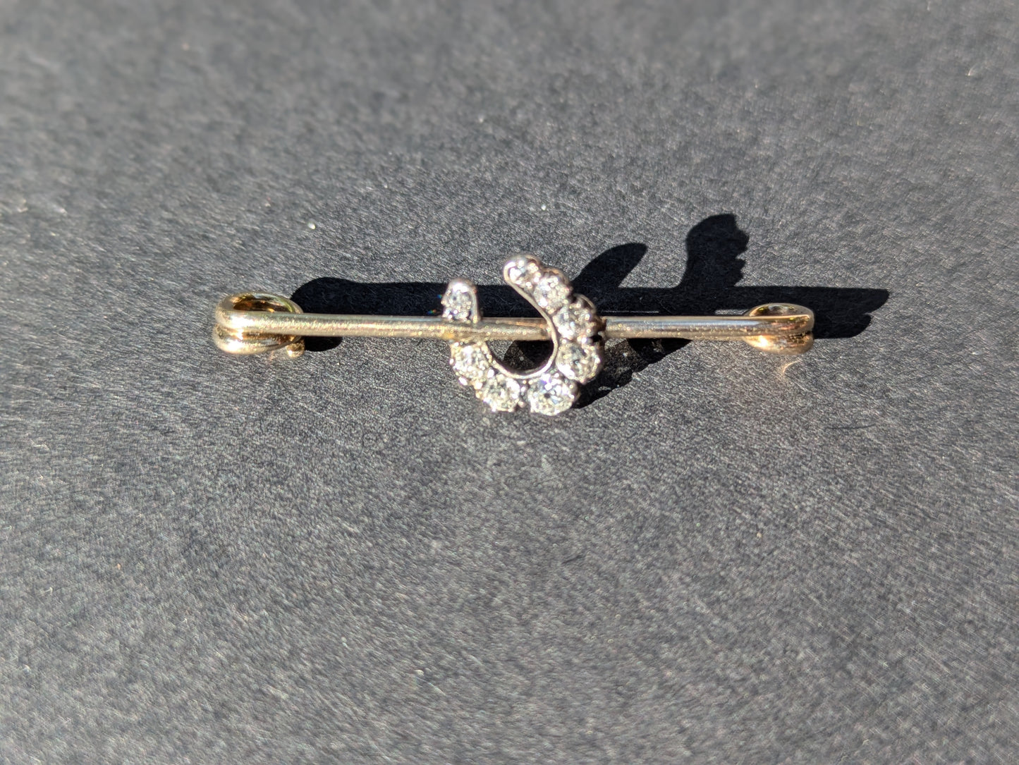 18k Mine Cut Horseshoe Safety Pin