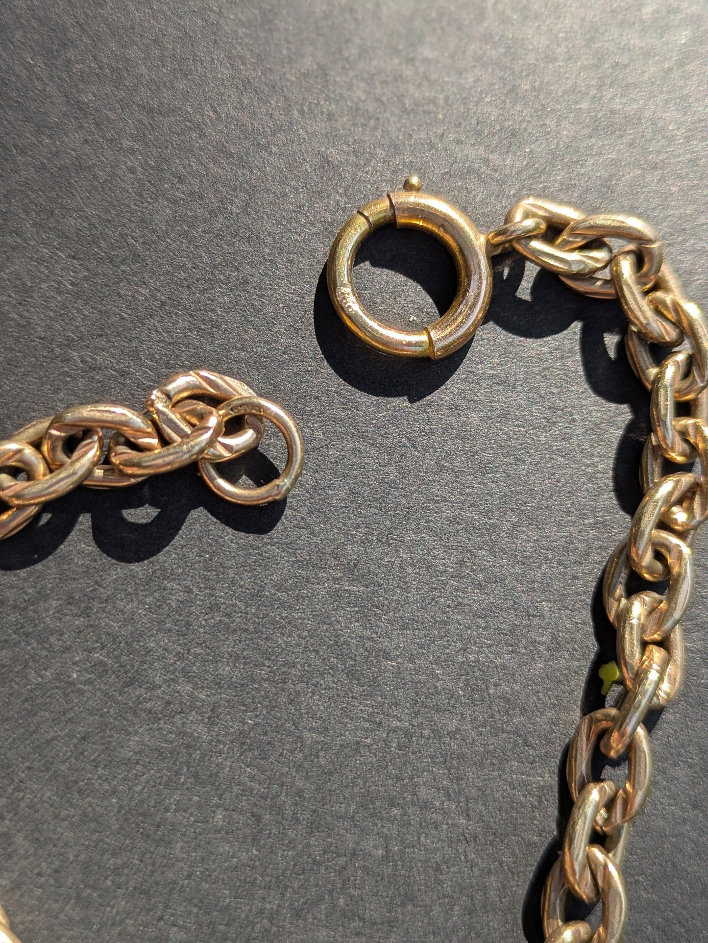 1930's Solid 9k Bracelet