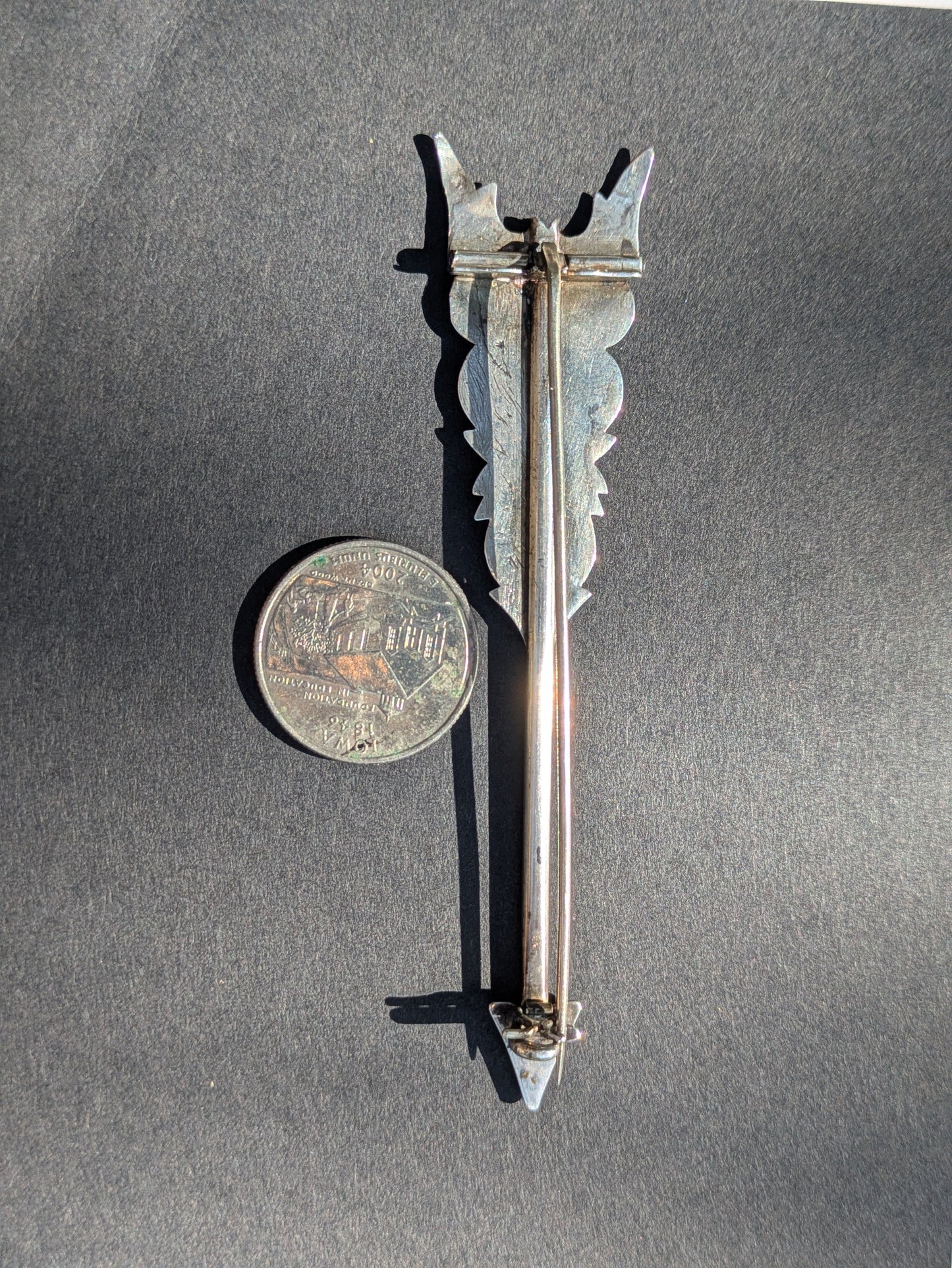 Large Silver Chased Arrow Brooch