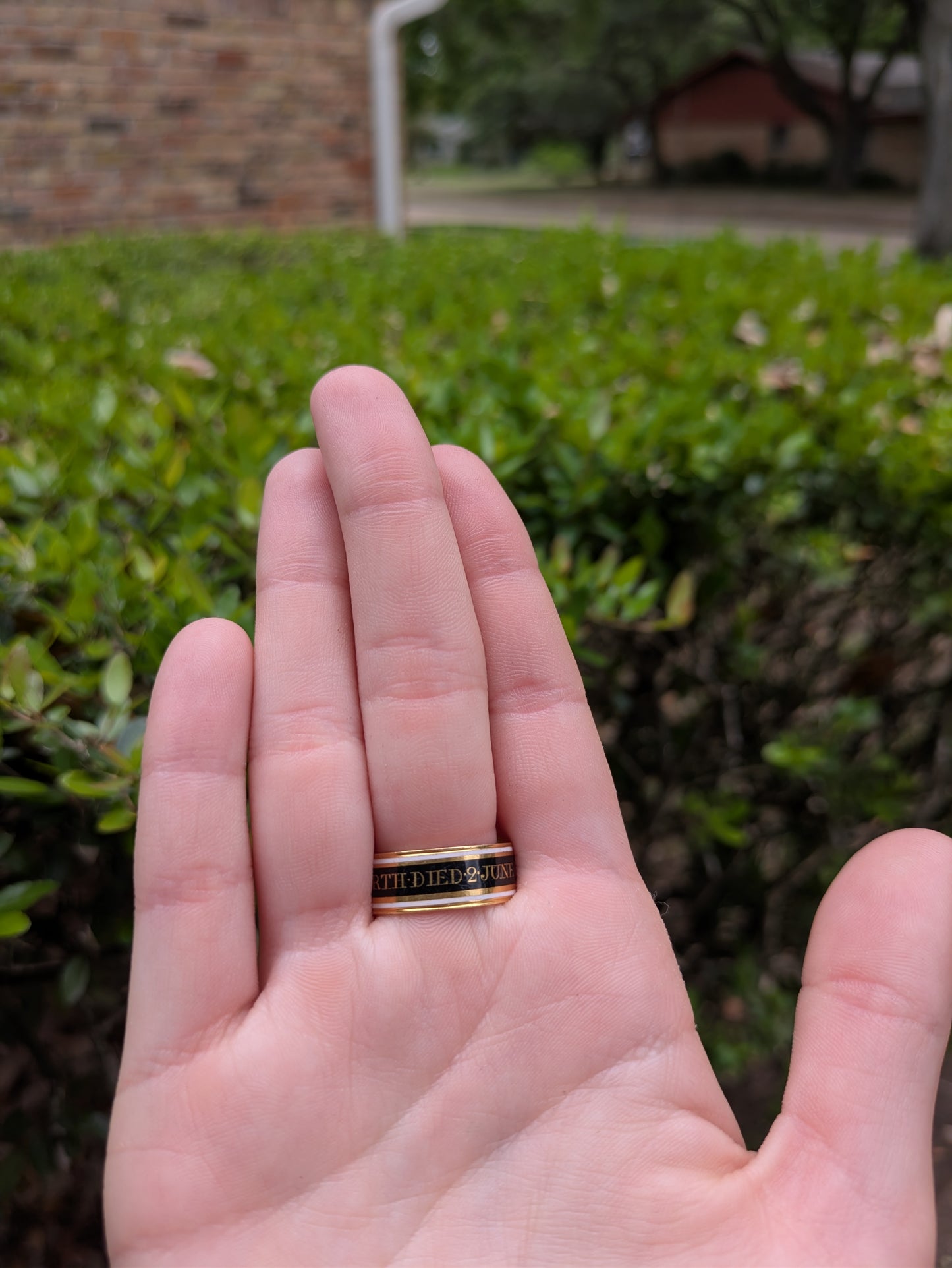 Mr Robinson 18k English Mourning Band with White and Black Enamel 1806