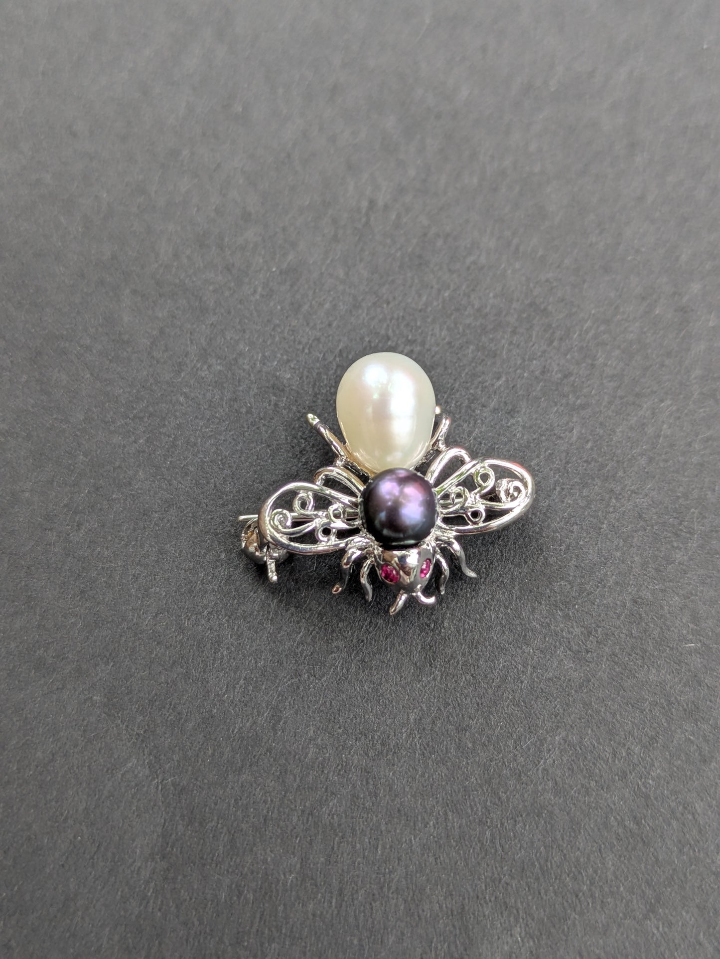 14k White Gold Bee Pin with White & Grey Pearl and Ruby