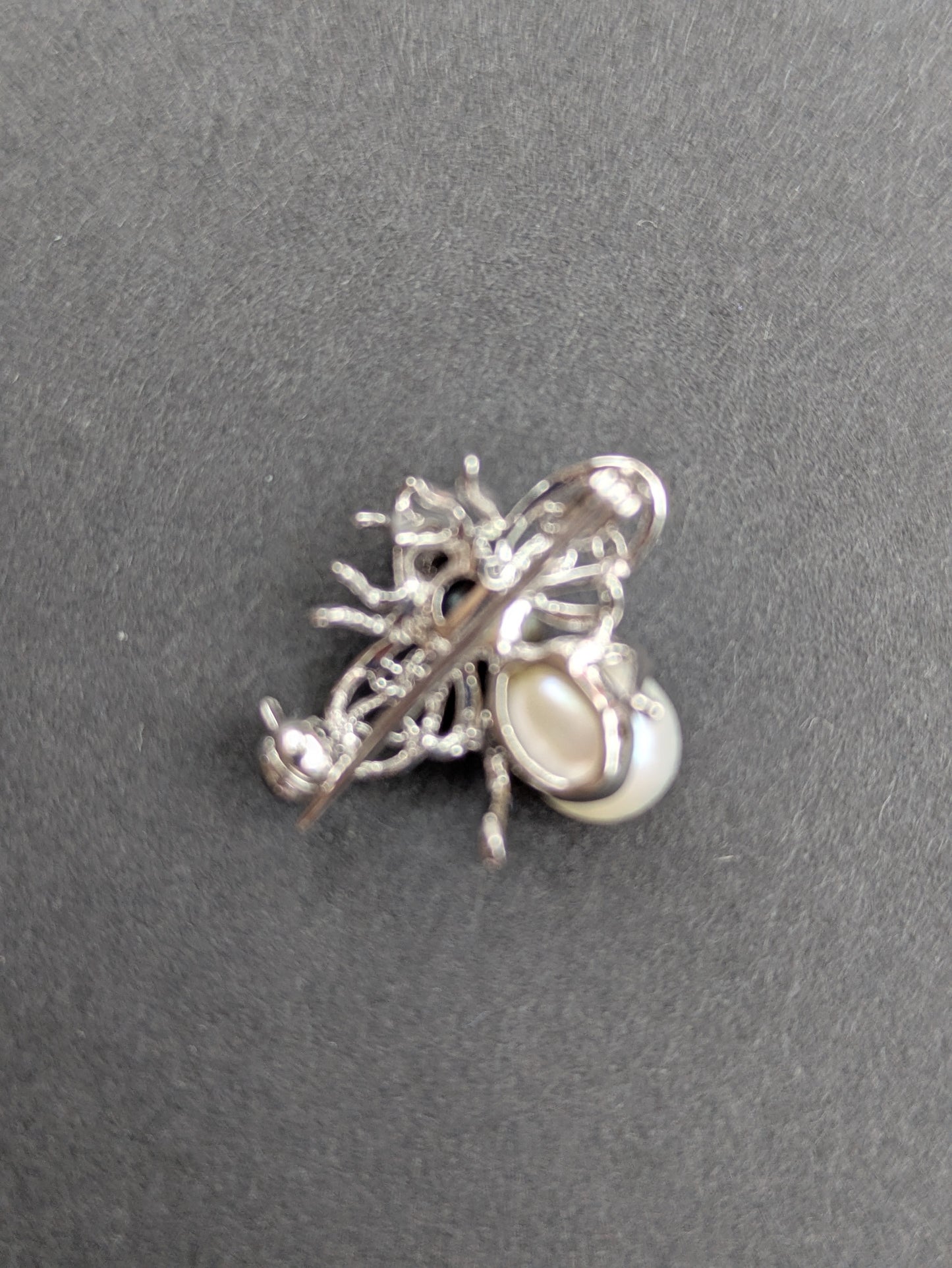 14k White Gold Bee Pin with White & Grey Pearl and Ruby