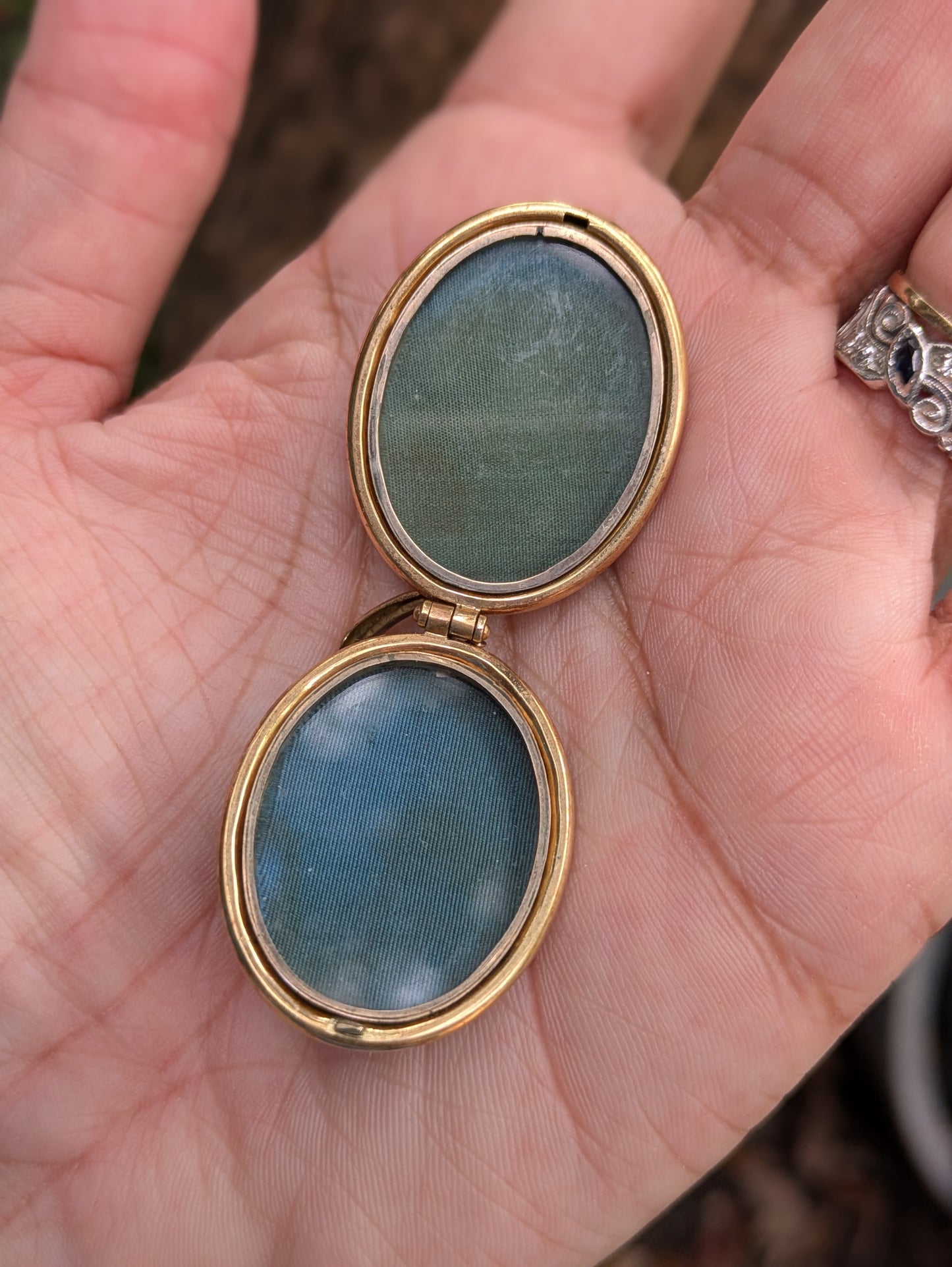 Signed Enamel Flower Locket with 15k and 16k Gold