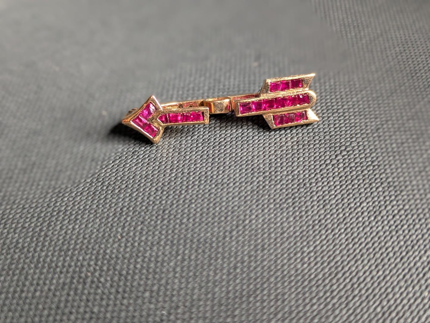 14k Ruby Arrow Scarf Clip