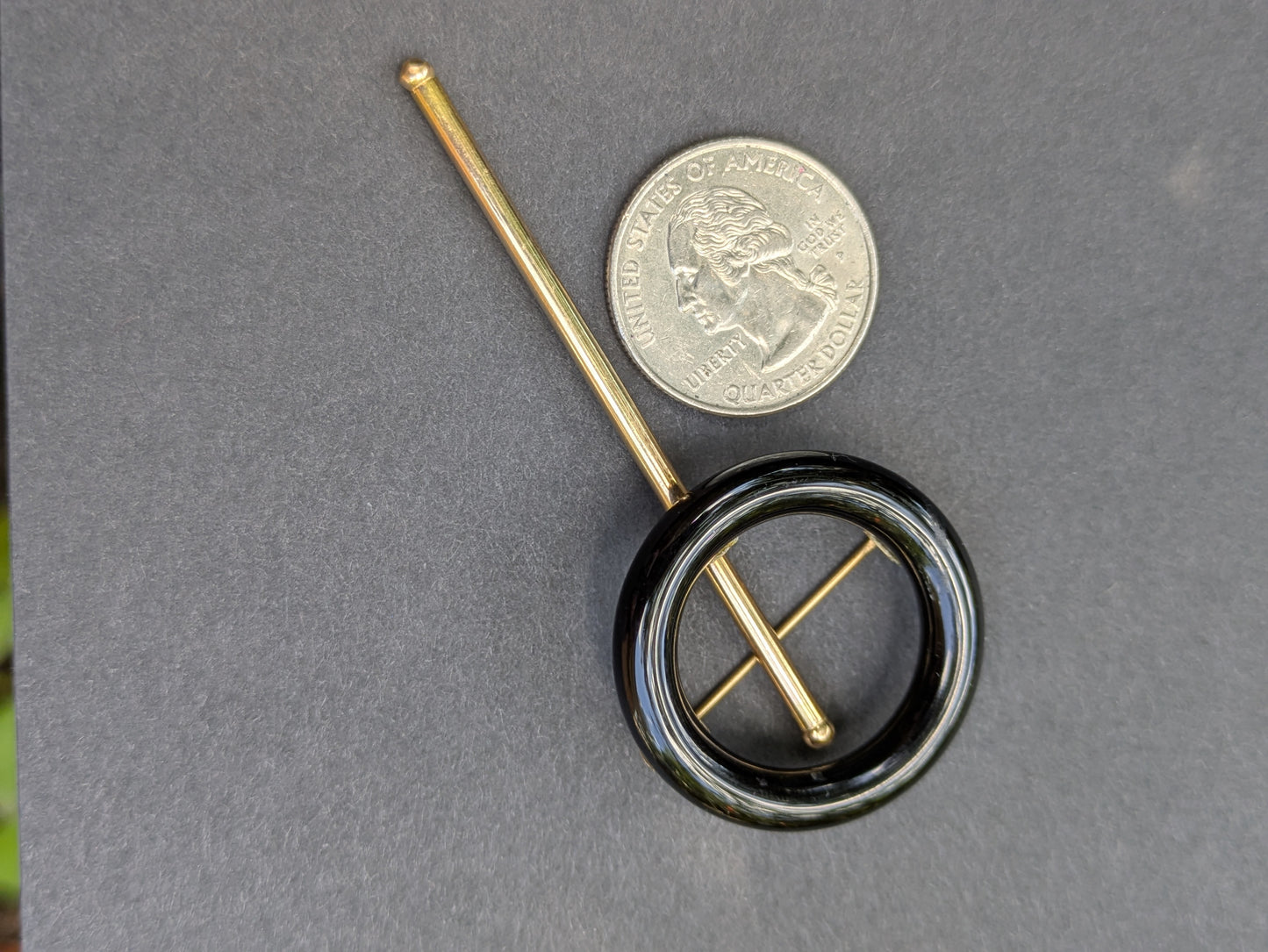14k Gold and Onyx Brooch