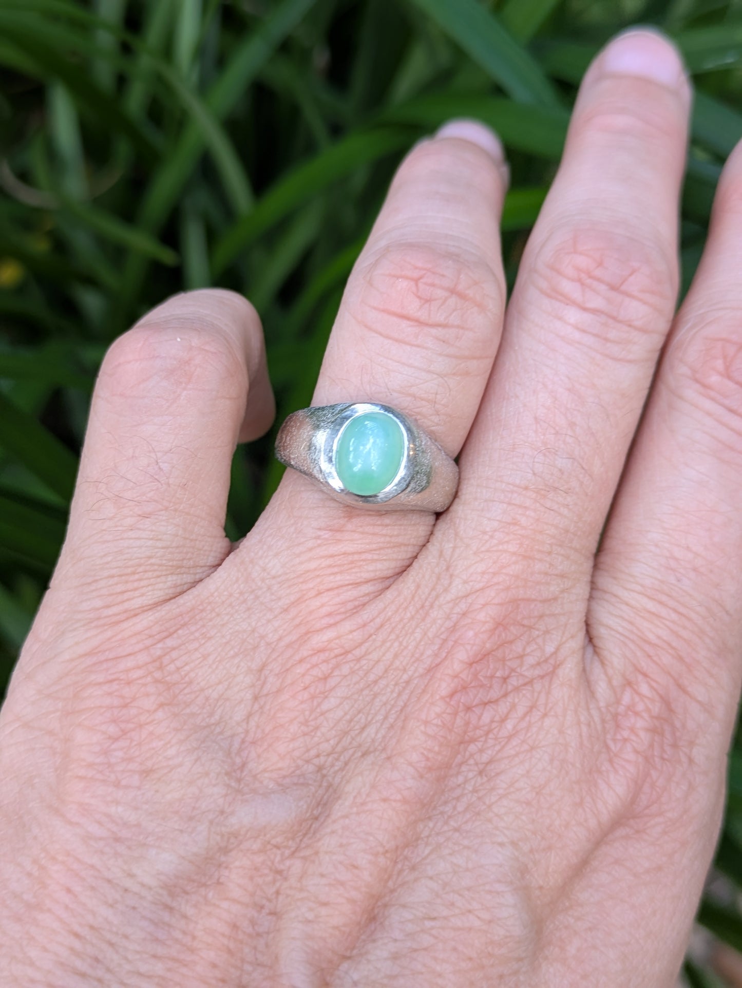 14k White Gold Ring with Green Star Sapphire