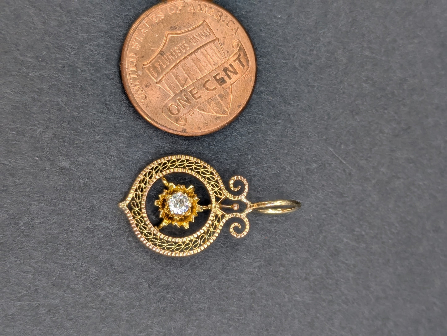 14k Minecut Diamond Filigree Pendant