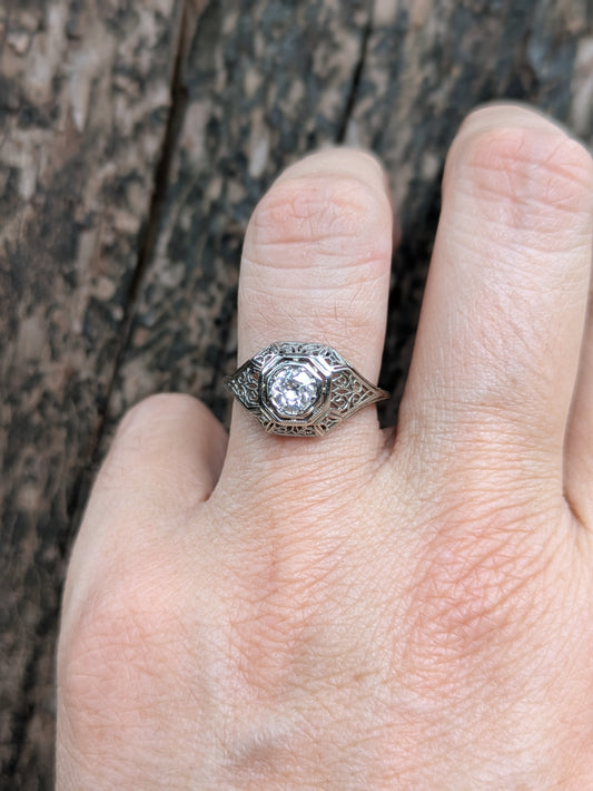 Edwardian 18k White Gold Filigree and Old European Cut Diamond Ring