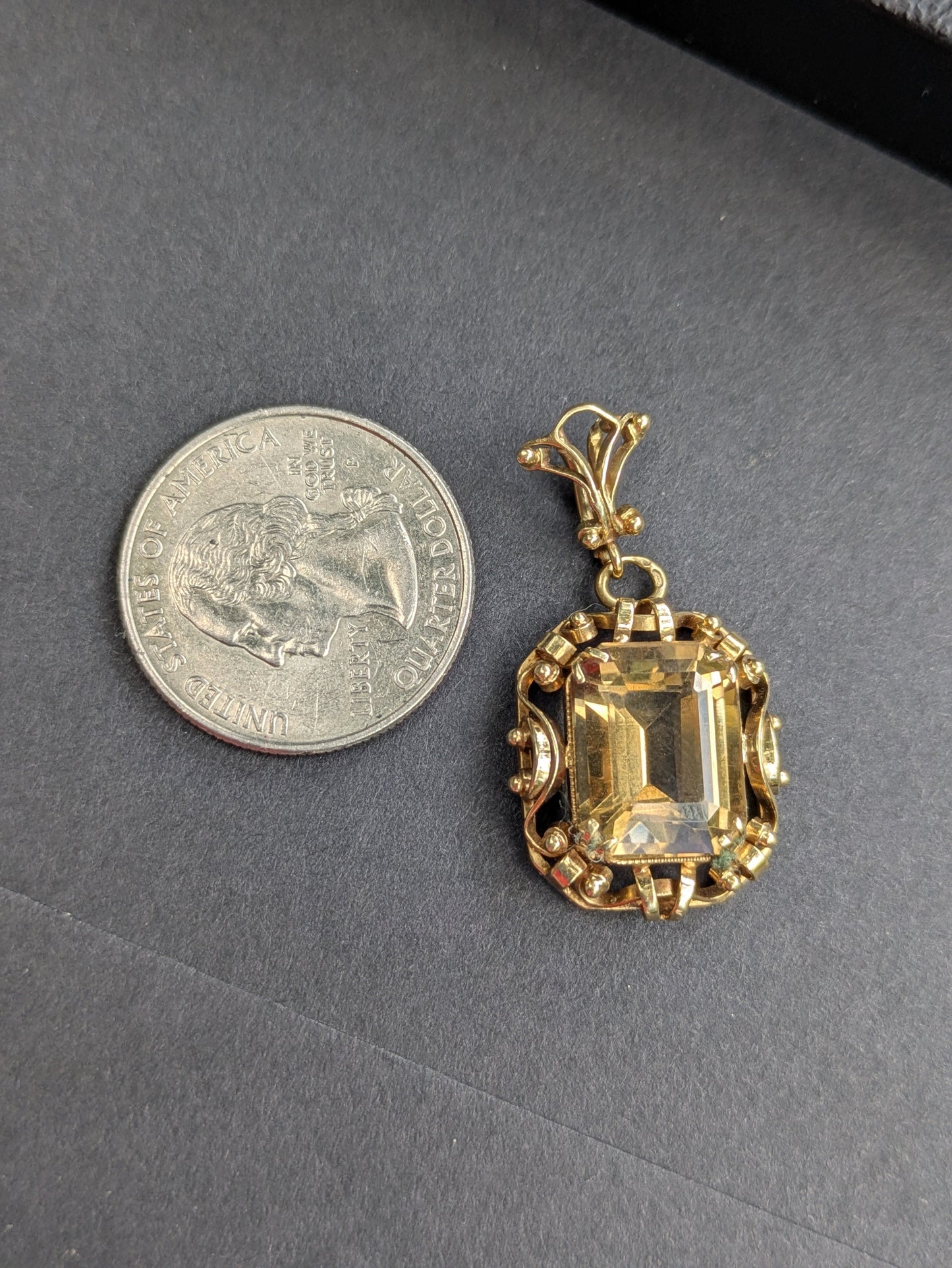 14k Dutch Citrine Pendant