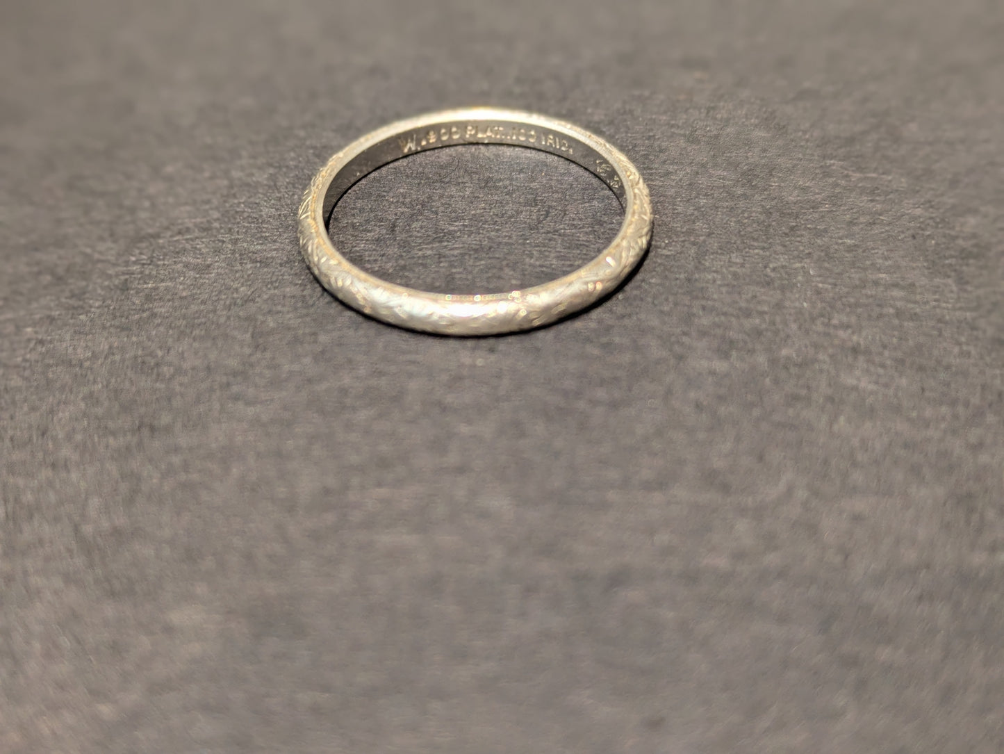 1931 Wood Engraved Platinum Band
