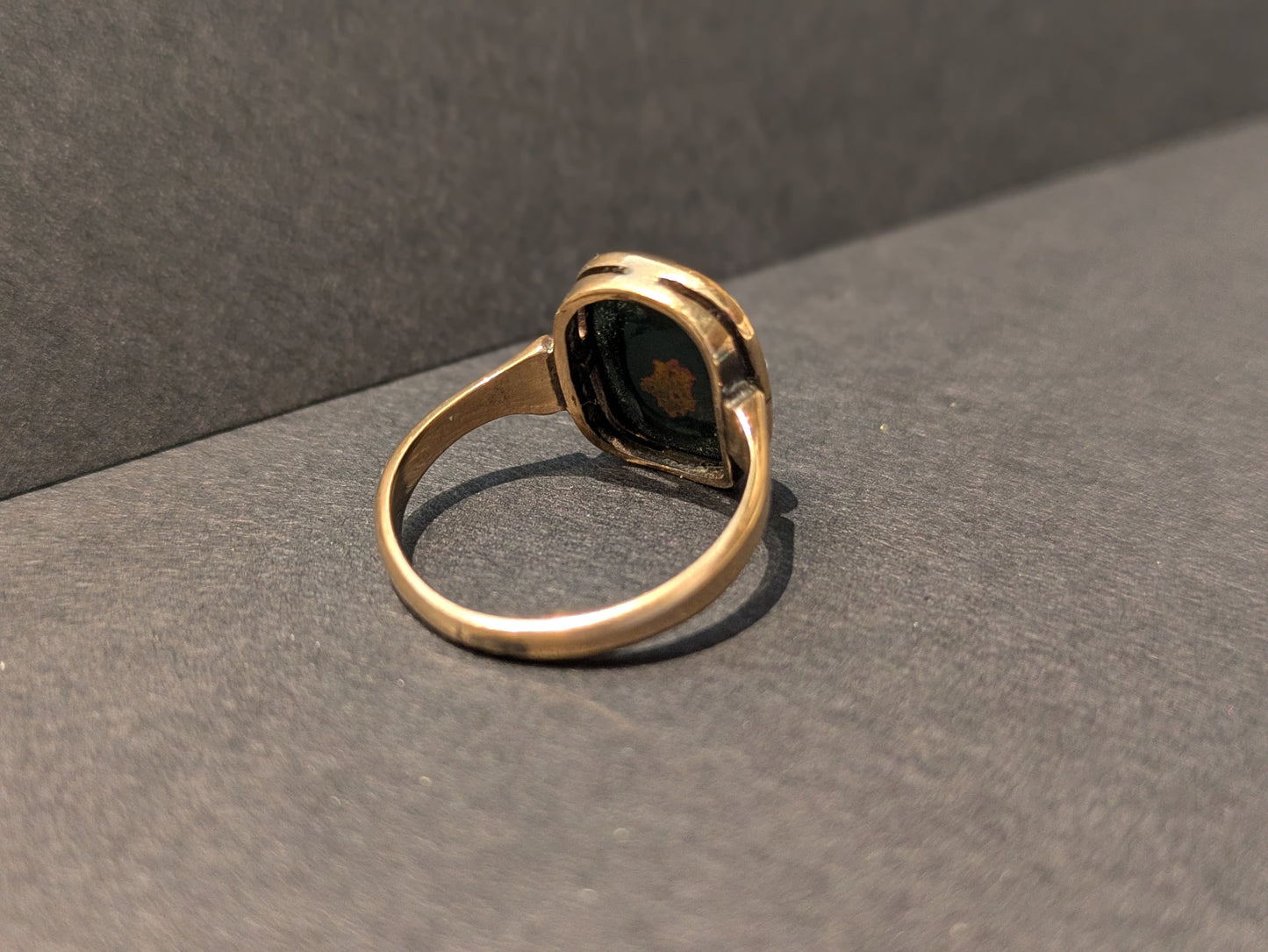 15k English Interwar Years Bloodstone Intaglio Ring