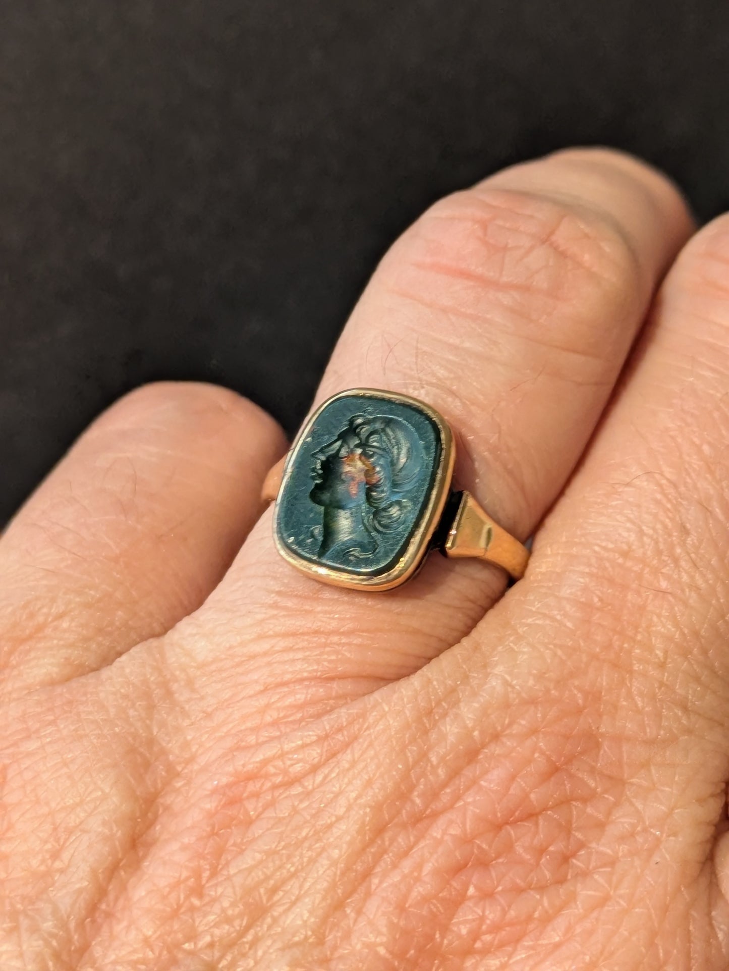 15k English Interwar Years Bloodstone Intaglio Ring