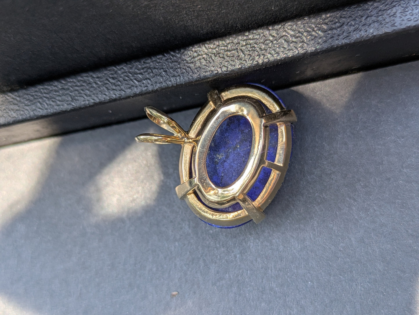 Large 14k Cabachon Lapis Pendant