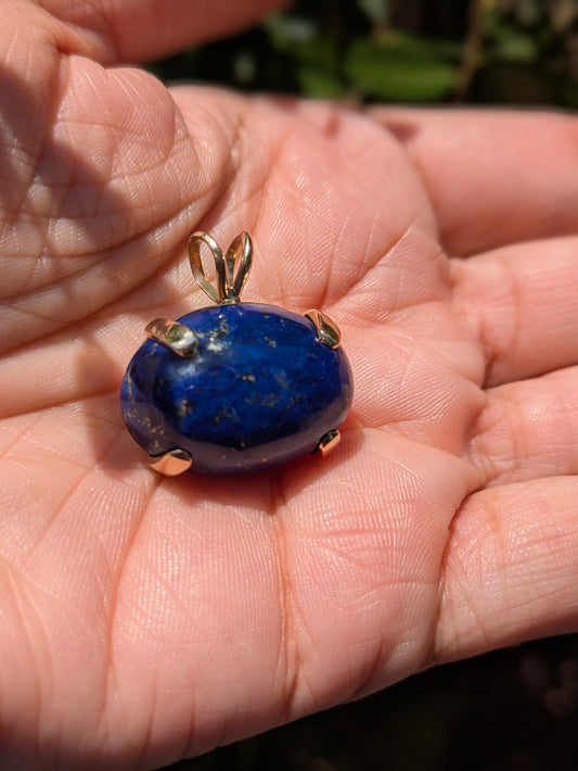 Large 14k Cabachon Lapis Pendant