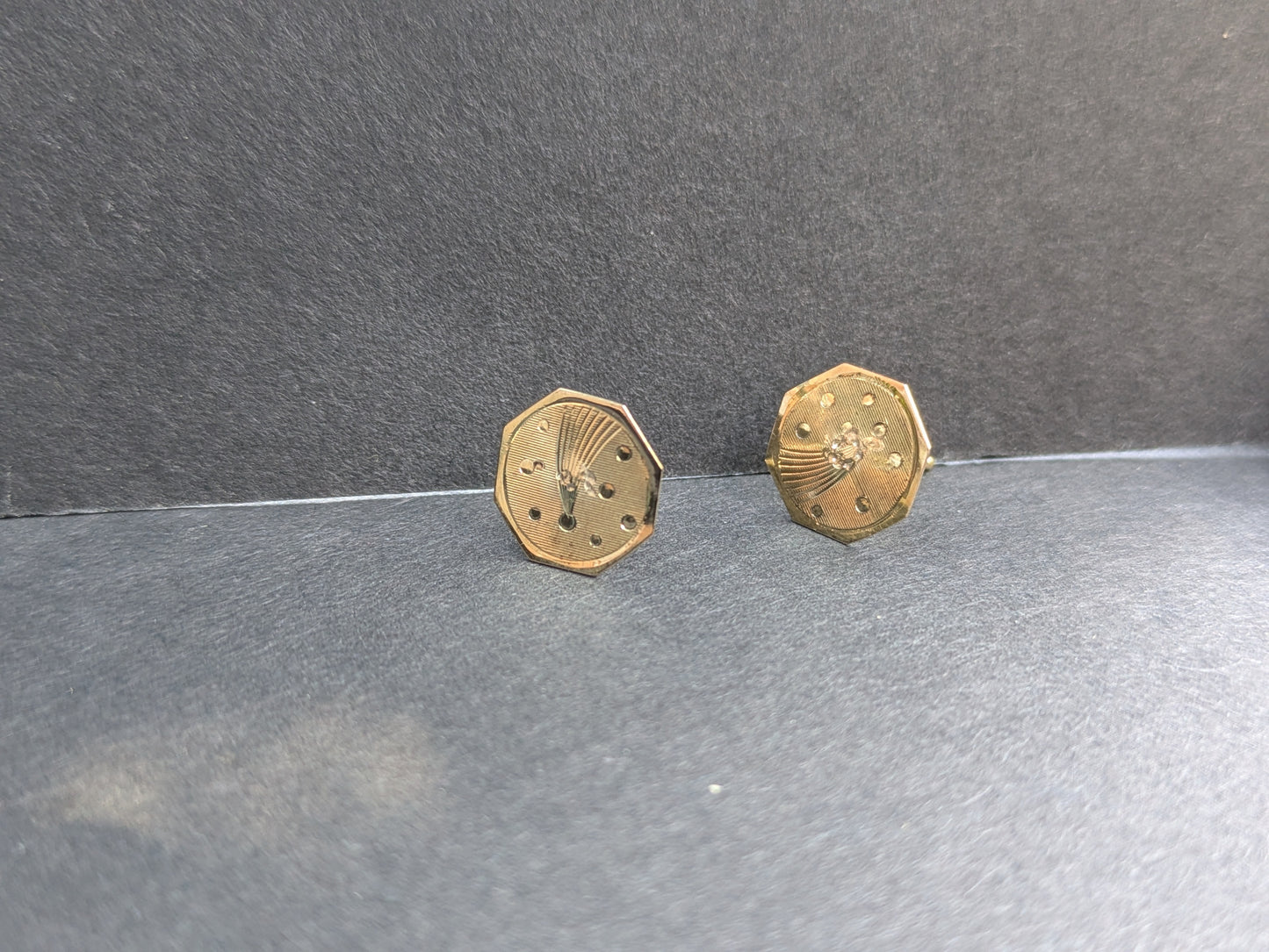 14k Shooting Star Machine-Turned Stud Earrings