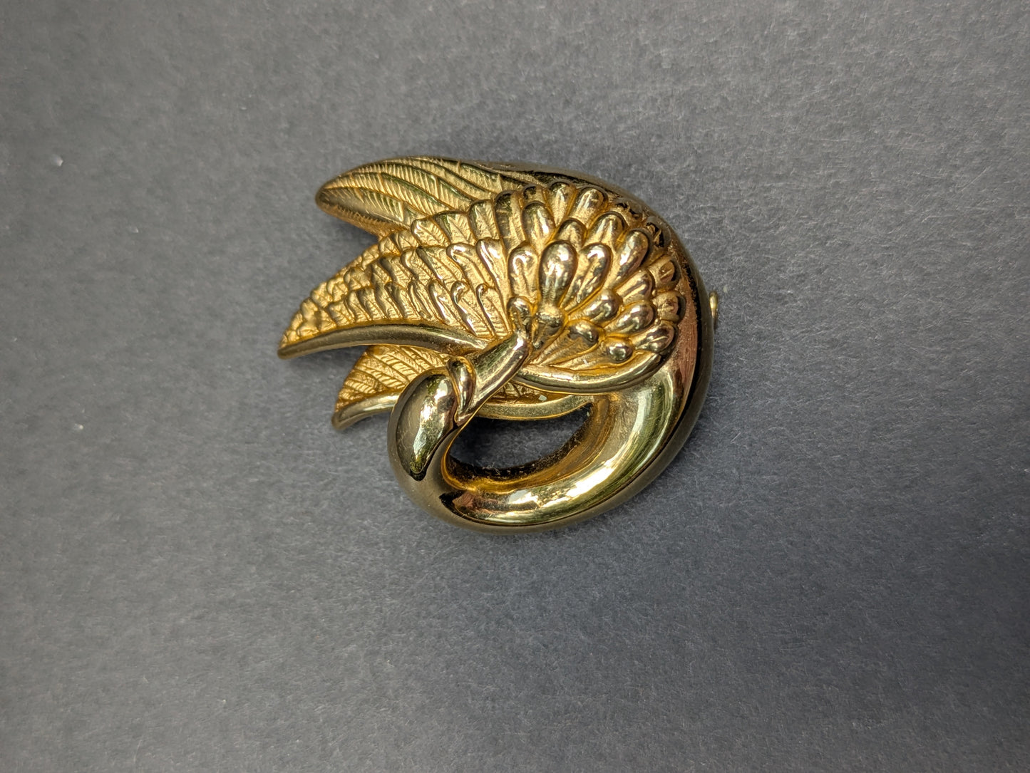 Charles Garnier 18k Swan Brooch with Trumpet Clasp