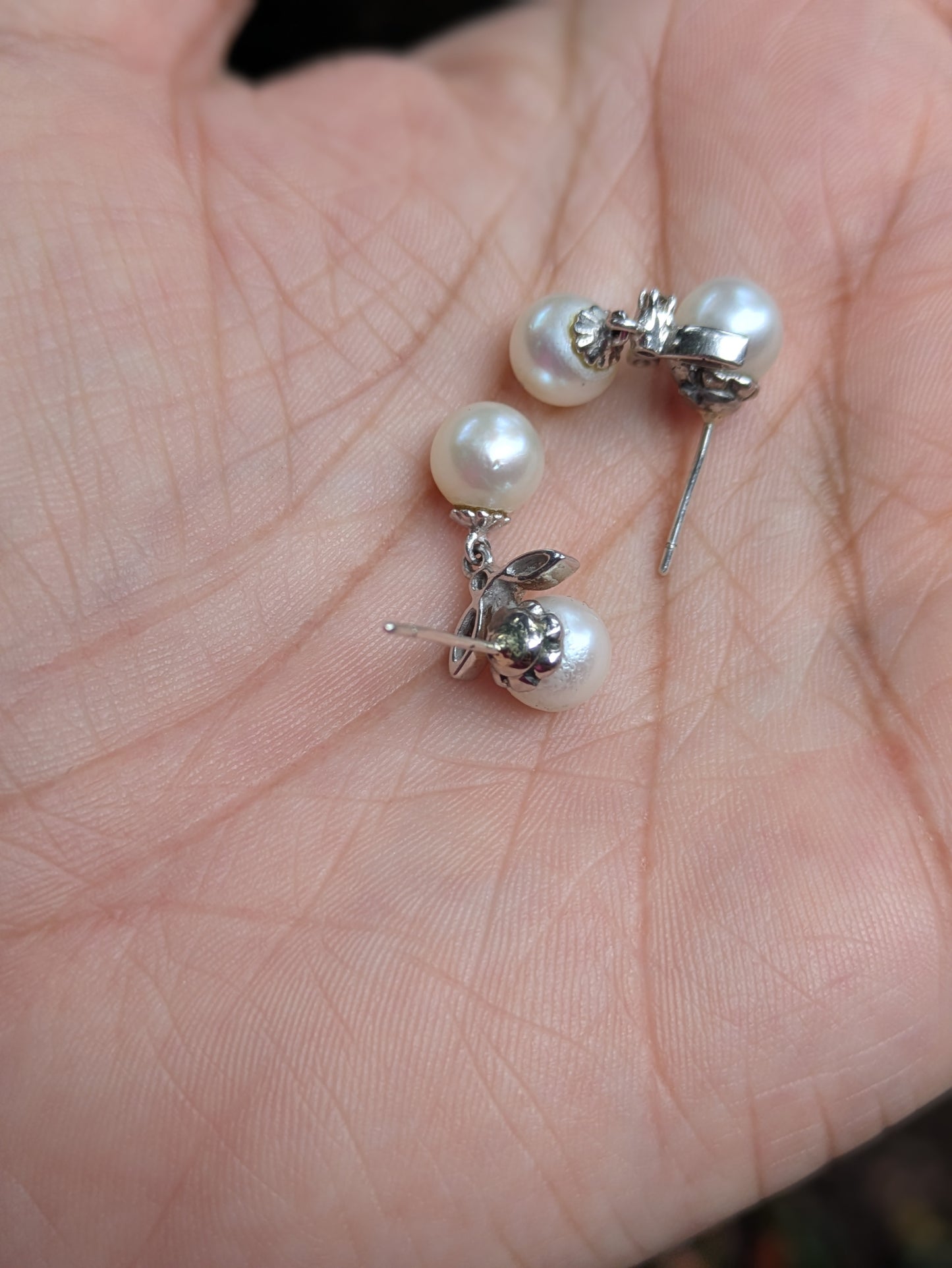 14kt White Gold Pearl and Diamond Drop Earrings