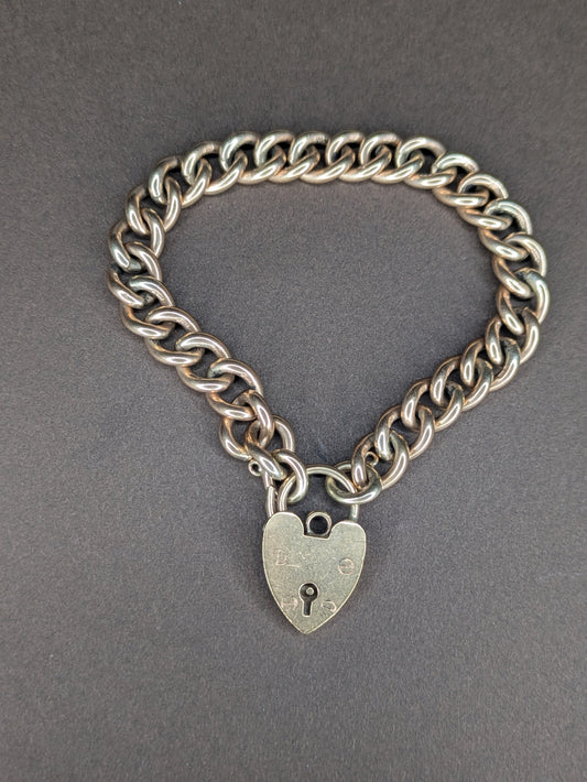 9k Solid Curb Chain Bracelet with Heart Lock Clasp Birmingham Hallmark