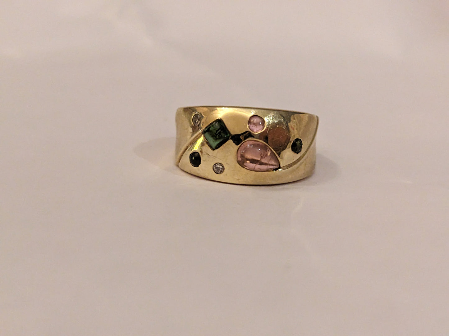 Modern inset stone wide band ring