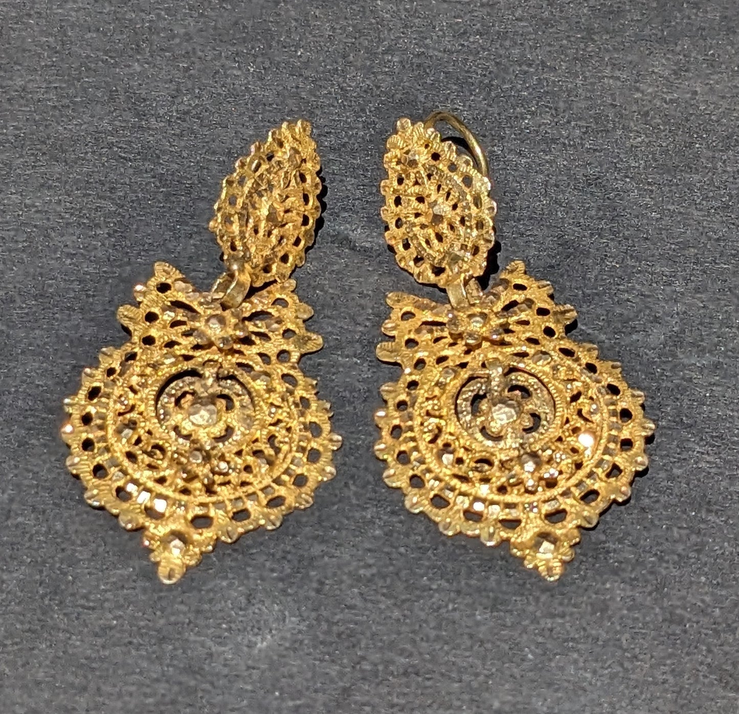 Antique Iberian dormouse gold earrings