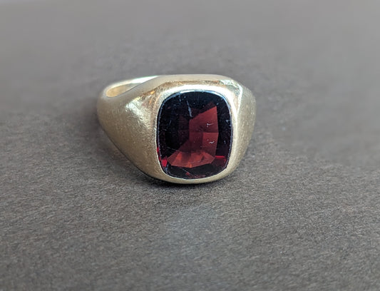 14k Gold and Garnet Signet Style Ring