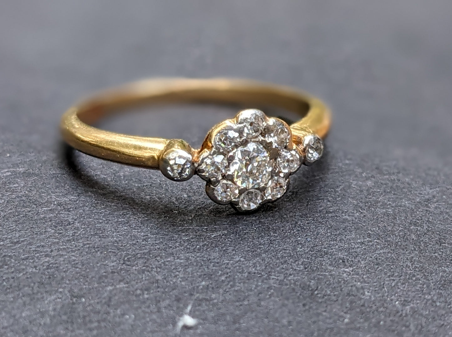 18k Gold and OEC Diamond Cluster Ring