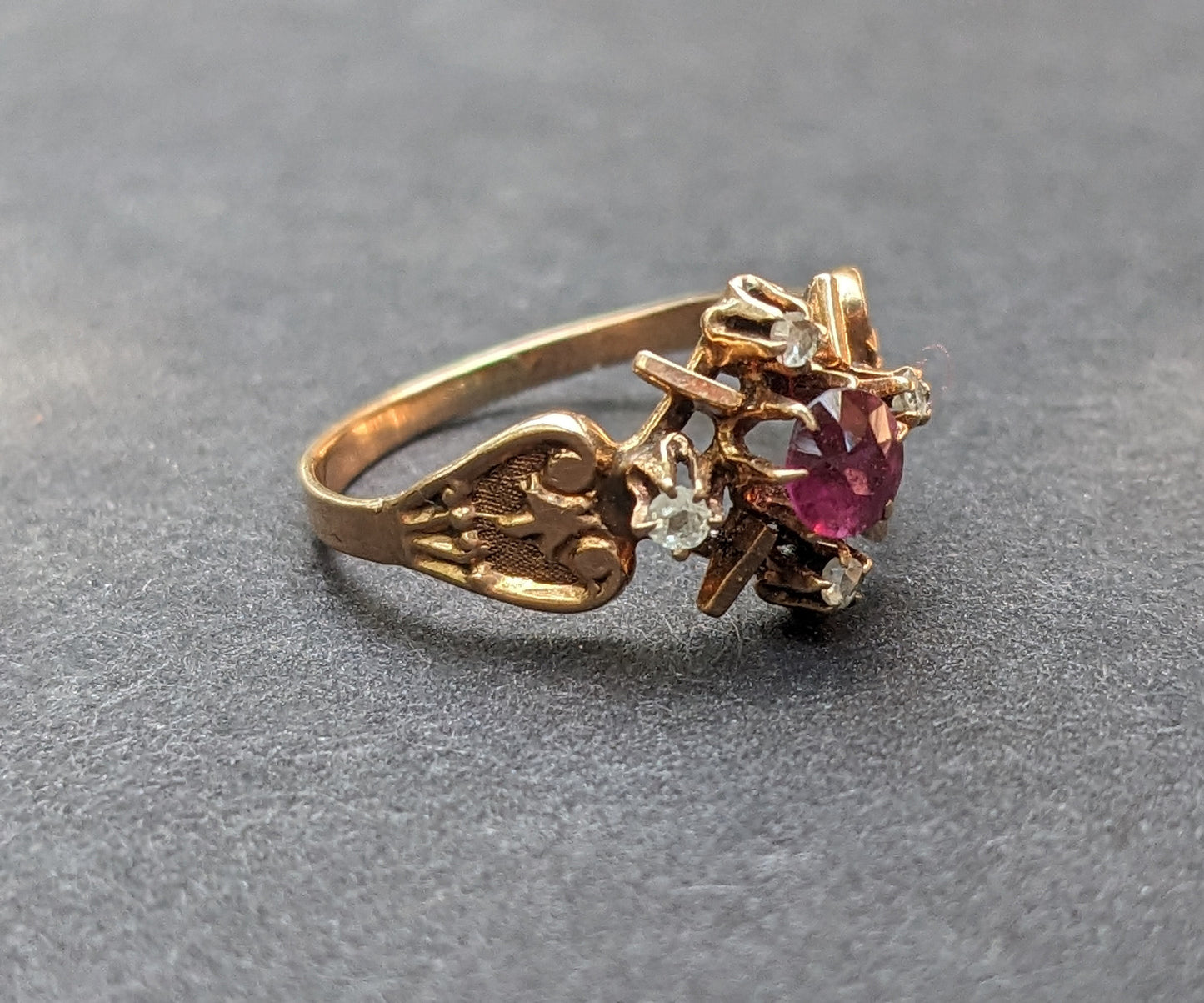 10kt Garnet and diamond Victorian ring