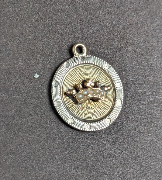 10k Gold Round Pendant with Crown