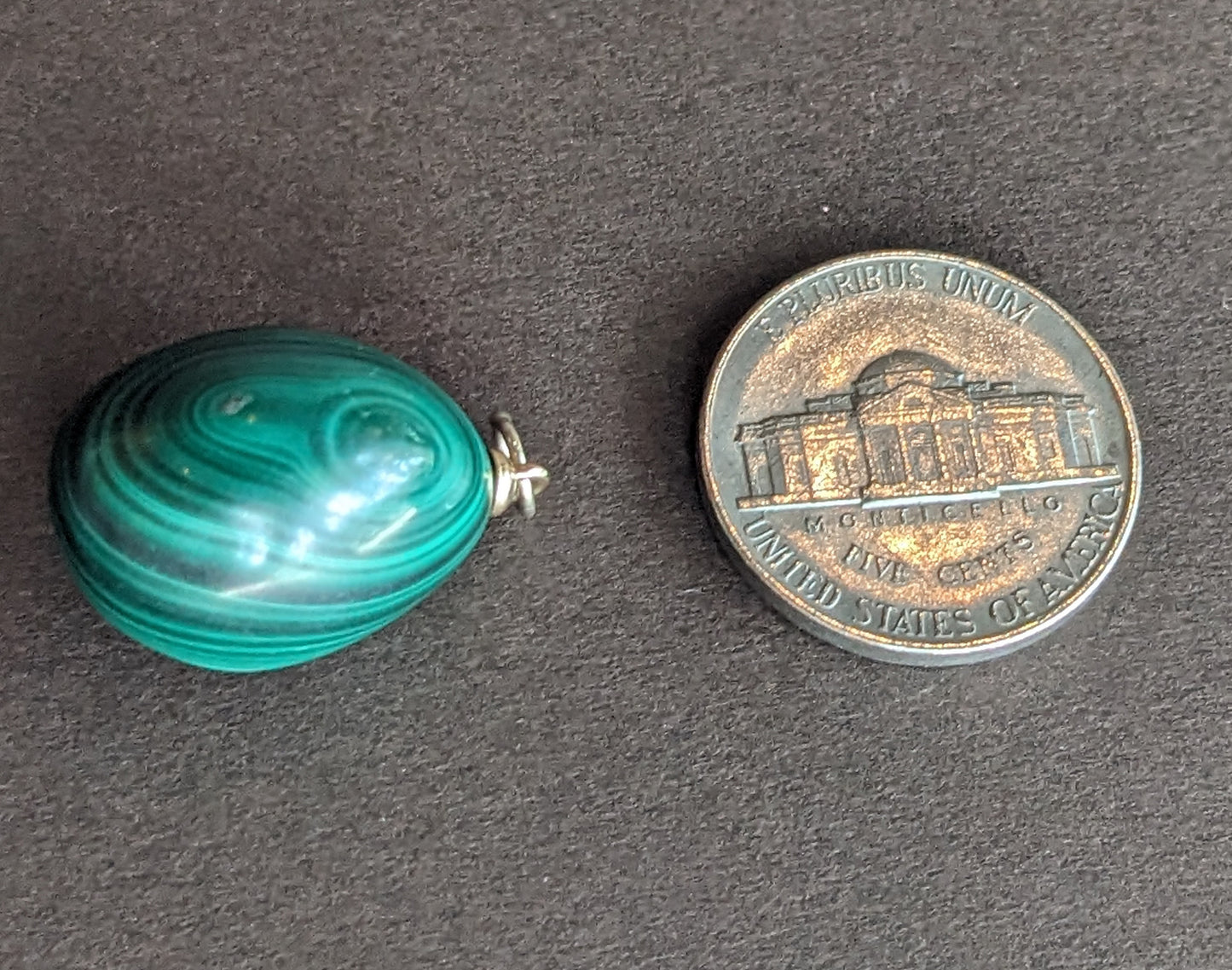 14k Malachite Egg Pendant