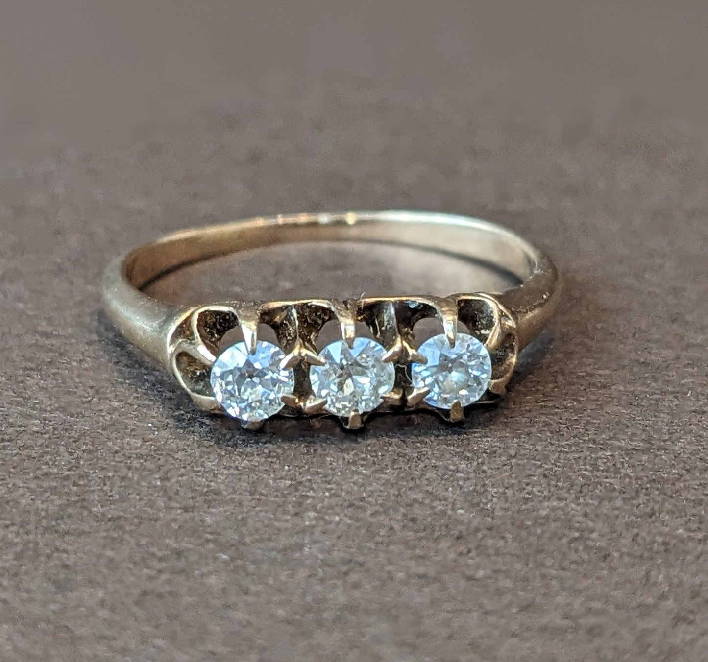 14k Three stone diamond ring