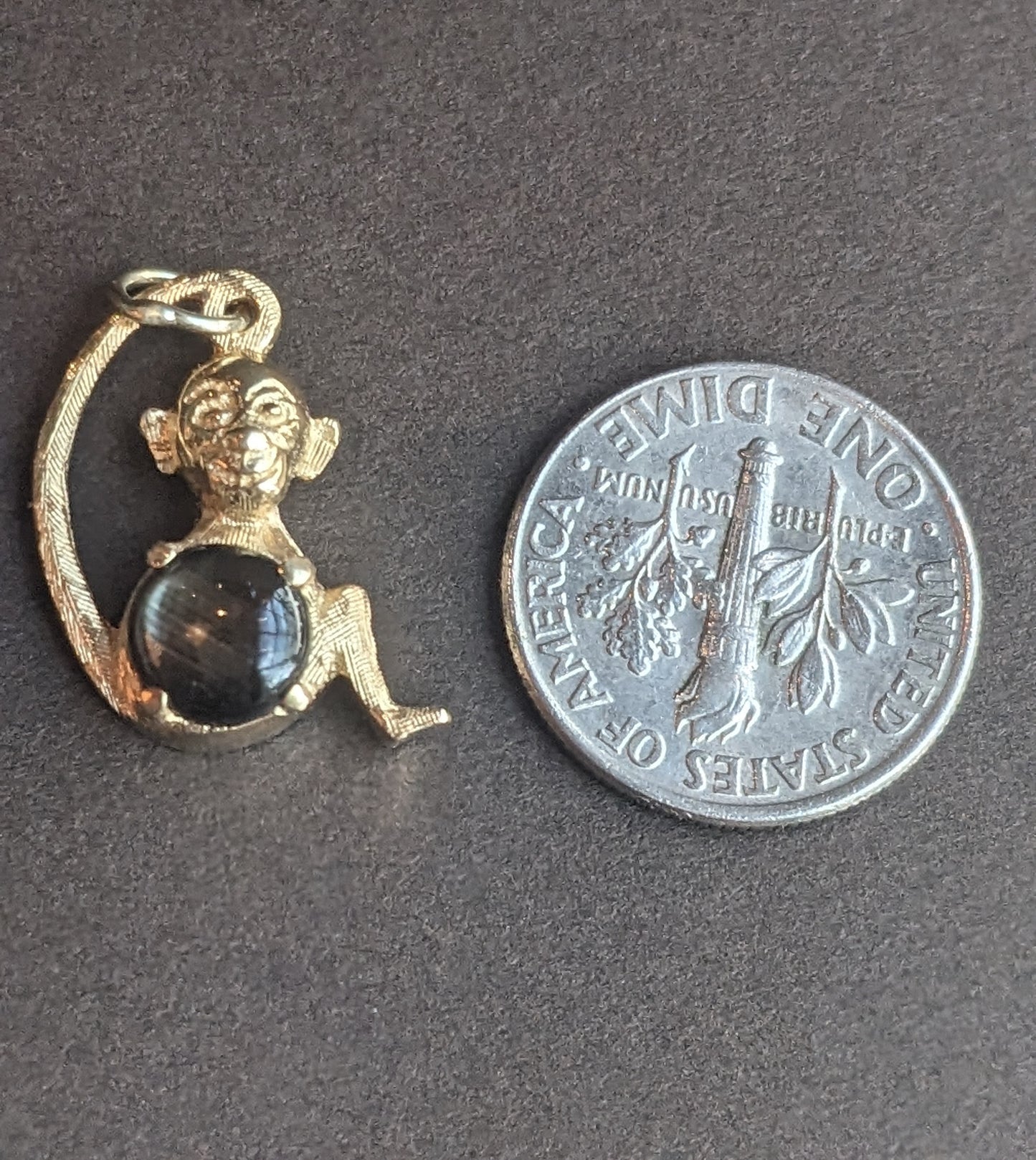 14k Monkey with Star Sapphire Tummy Charm