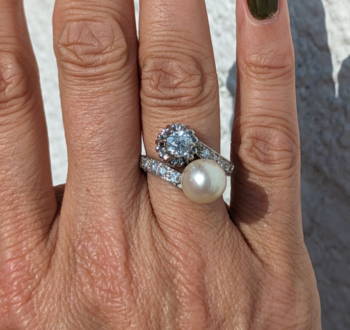 Fantastic Toi et Moi Natural White Pearl & Old European Cut Diamond