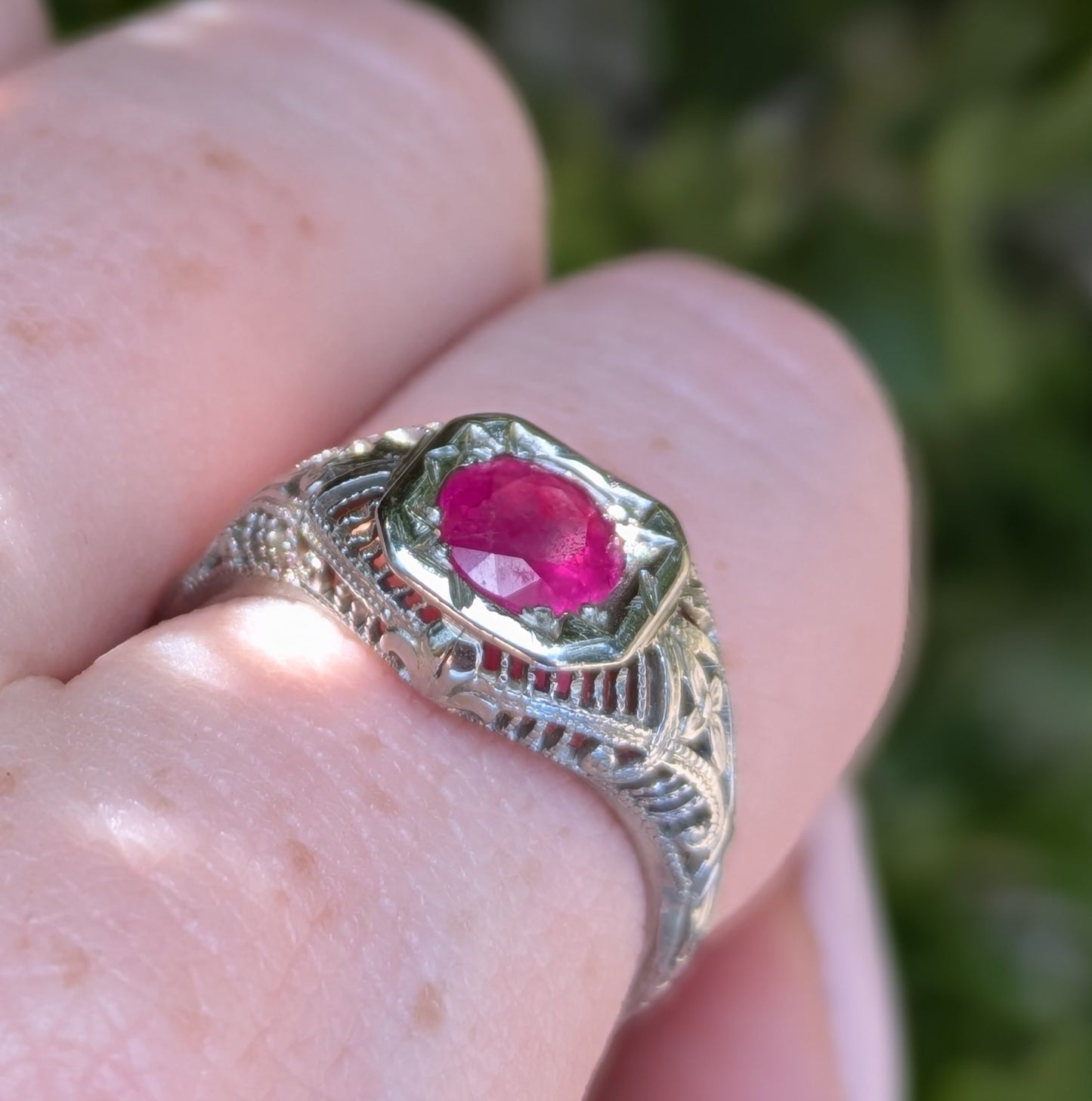 18k White Gold Filigree Ring with Ruby