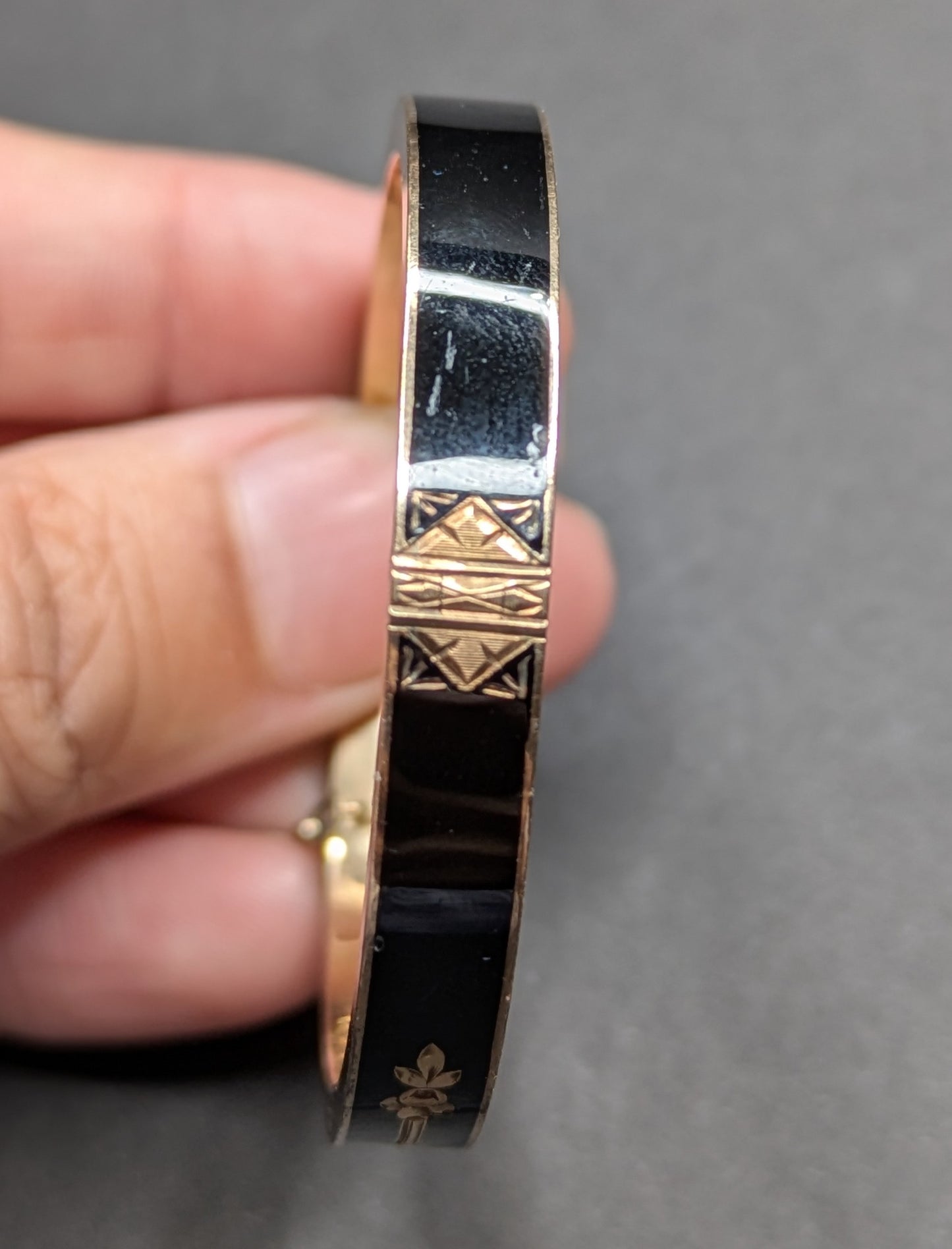 10k Victorian Enamel Mourning Bagle Bracelet
