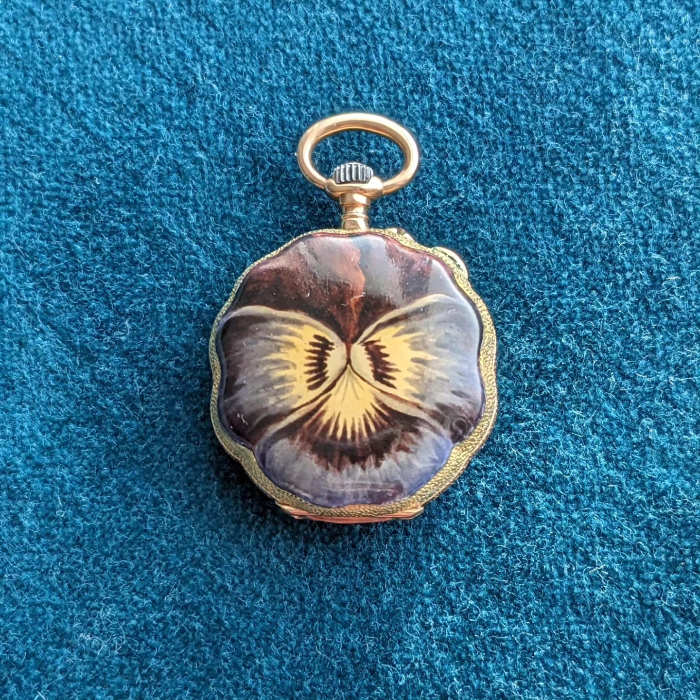 18k Pansy watch pendant