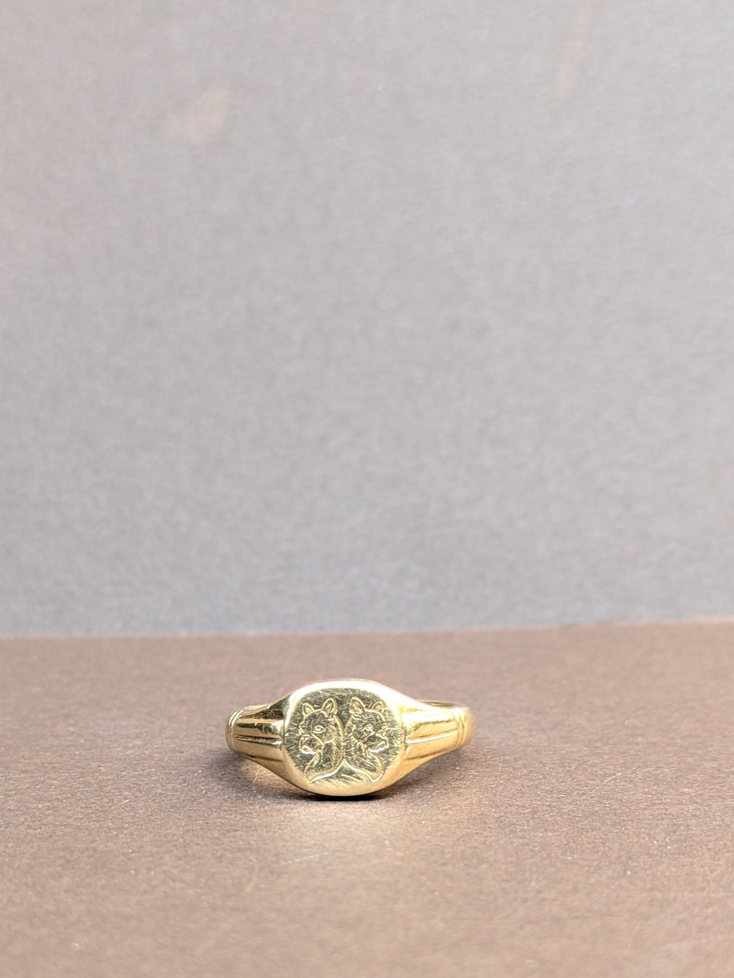 18kt Engraved Boxer Dog Ring
