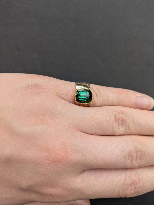 14Kt Green Tourmaline Ring