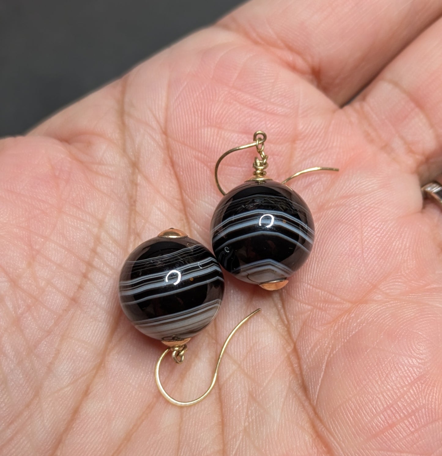 English Banded Agate 9kt Earrings